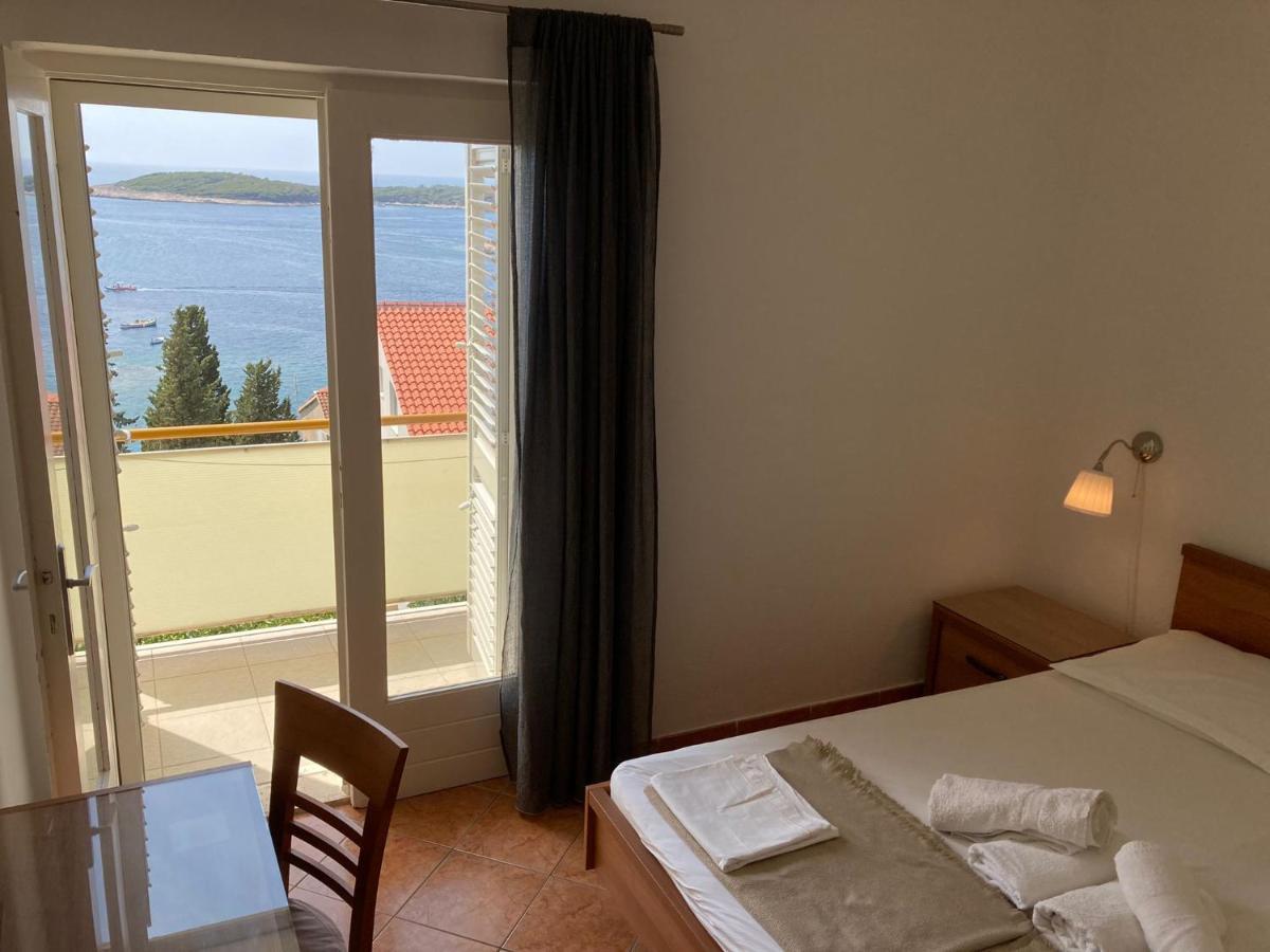 Rooms Vinka Tudor Hvar Town Eksteriør billede