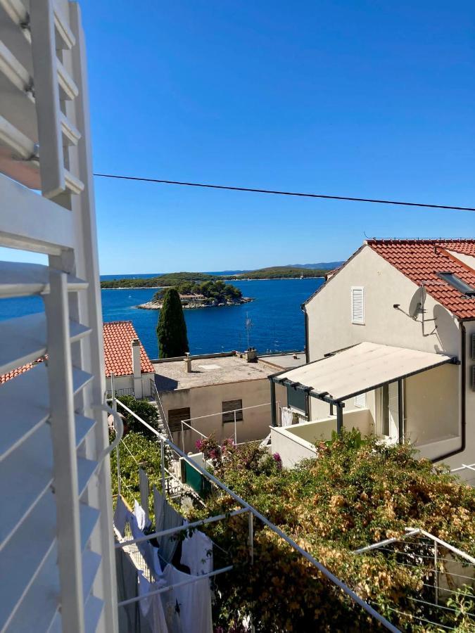 Rooms Vinka Tudor Hvar Town Eksteriør billede
