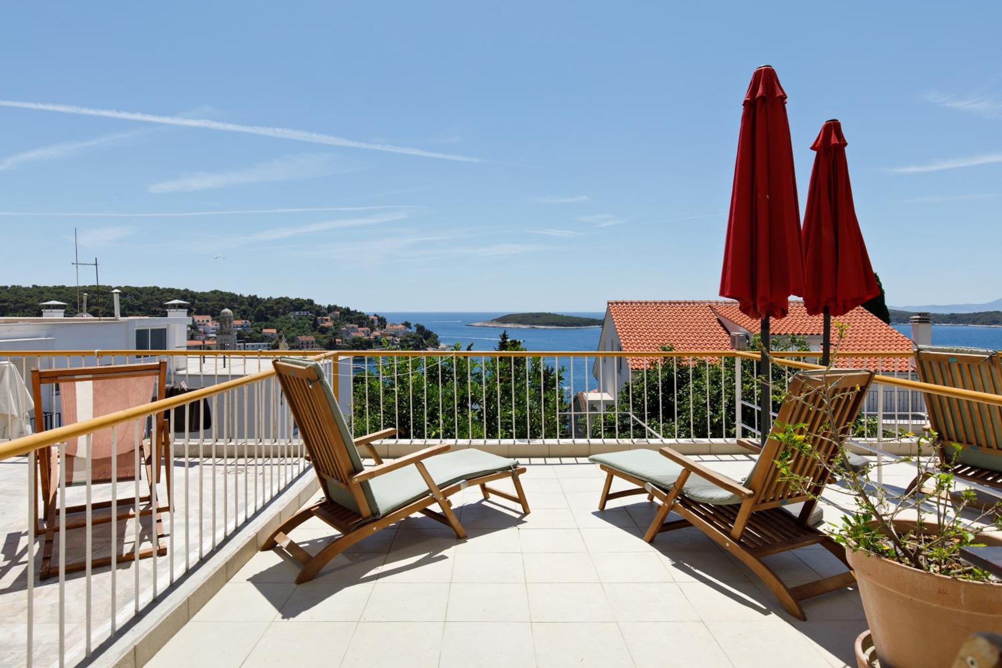Rooms Vinka Tudor Hvar Town Eksteriør billede