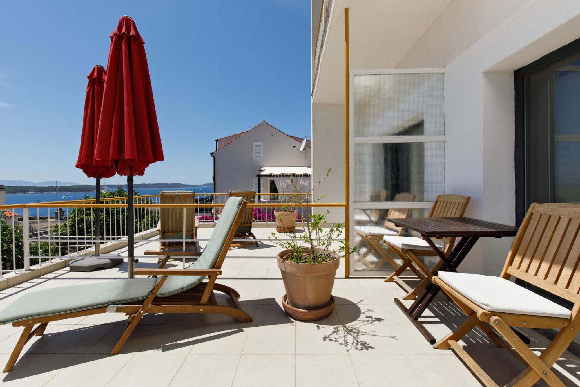 Rooms Vinka Tudor Hvar Town Eksteriør billede